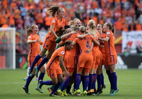 Euro de football féminin les Néerlandaises sacrées championnes d