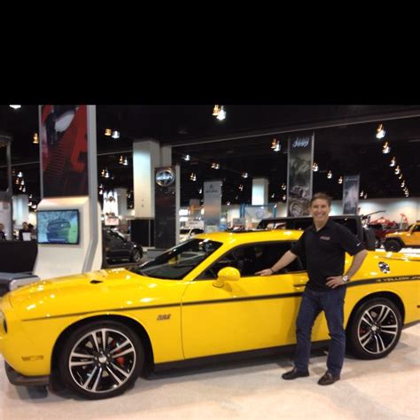 393 Hemi Yellow Jacket Srt8 At Denver Auto Show Hot Rides Hemi My Style