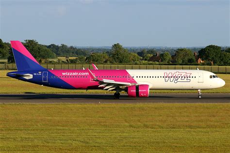 Ha Lza Wizz Air A321neo At London Luton Ltneggw Flickr