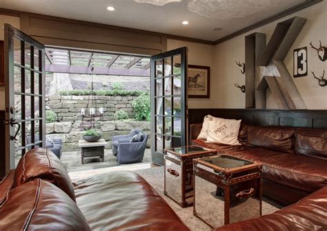 Irugs.ch has been visited by 10k+ users in the past month dark brown leather sectional, light colored rug, oatmeal ...