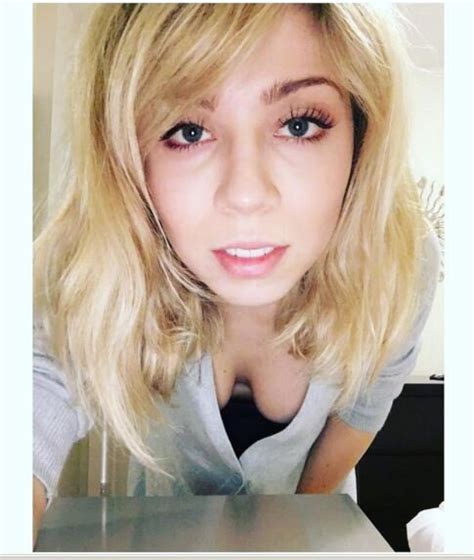 Jennette Mccurdy Showing Her Boobs Hotgirlpic