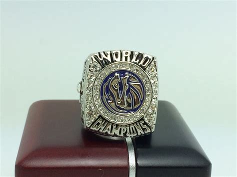 Be sure to wear your dallas mavericks ring with pride and commitment that embodies this larger than life team. 2011 Dallas Mavericks Basketball NBA Championship Ring 10 ...