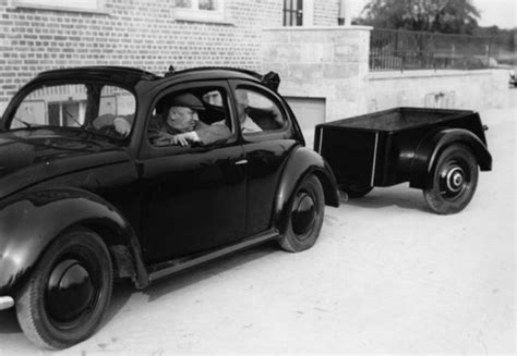 See more ideas about volkswagen beetle, wolfsburg, bogár. Coxandthegang: The KdF-Wagen with trailer as an everyday ...