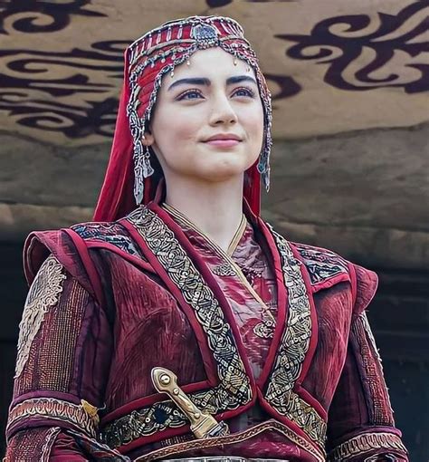 Turkish Actress Ozge Torer Played The Role Of Bala Hatun In Kurulus