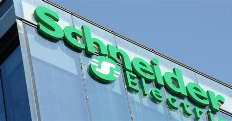 Britain's Aveva to tie-up with Schneider Electric in software deal