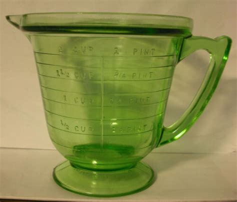 ANDIMAD GREEN DEPRESSION GLASS MEASURING 1 CUP 1 PINT Antique Price