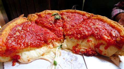 Chicago Cubs: Chicago-style Deep Dish Pizza is overrated | CubsHQ