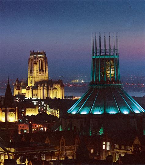 Van wikipedia, de gratis encyclopedie. 25 Photographs Celebrating Liverpool Metropolitan Cathedral