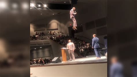 ‘flying pastor swings off church ceiling to portray jesus return video — rt us news