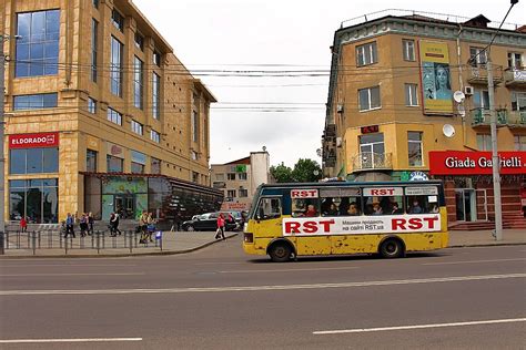 Odottaa odottava seuraamispyyntö käyttäjältä @ukraina_ru. Zdjęcia: Łuck, Wołyń, Ulica, UKRAINA