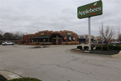 Applebee’s franchisee worker fired over leaked email | News, Sports