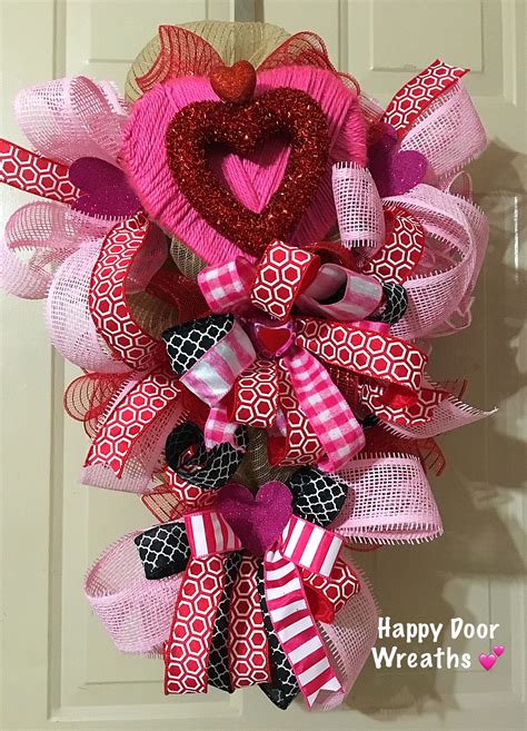 Heart Teardrop Swag By Happy Door Wreaths 💗 Valentines Day Valentine