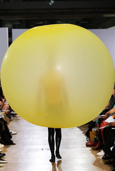 Csm Graduate Fredrik Tjærandsen Creates Shape Shifting Balloon Dresses