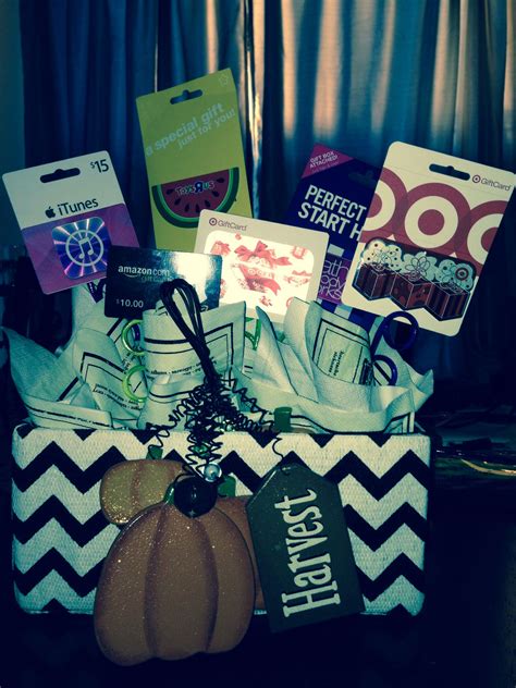 But, the whole giving a gift thing has definitely gotten a little too complex, and a gift basket is a great way royal birthday gift basket for her: Gift card basket - gift cards to his fav stores, restaurants, itunes, visa, americ… | Restaurant ...