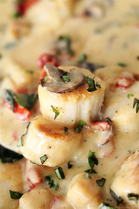 Heat the extra virgin olive oil in a large skillet over high heat. Recipe Low Calorie Small Scallops / Low Fodmap Seared ...