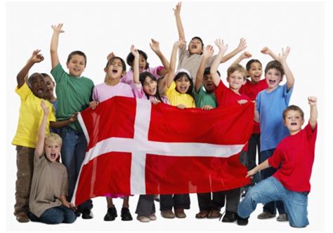 Kom indenfor i nü's univers af feminint, råt og sofistikeret mode. تعرف على كوبنهاجن قبل زيارتها - عالم المسافر