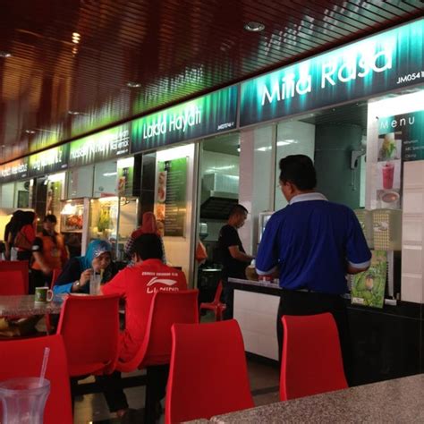 All its sights is described here in detail, with gps coordinates to help you find your way to each of them. Food Court Plaza Angsana - Asian Restaurant in Johor bahru