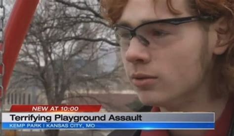 man tried to sodomize 2 yr old girl in public mom pummels him with her fists hrtwarming