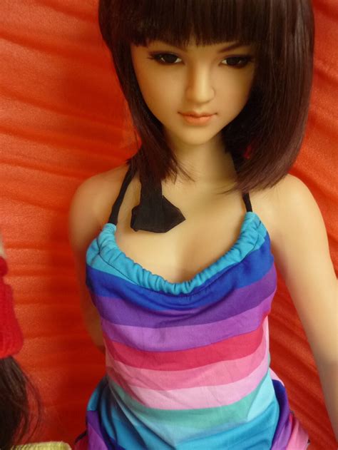 120cm Japanese Lifelike Real Silicone Sex Dolls Love Doll Free