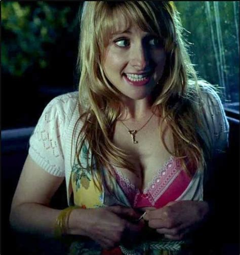 Melissa Rauch Hot Sexy And Near Nude Pictures Cbg