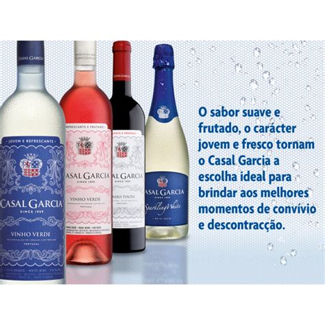 Знаменит своими лёгкими белыми и розовыми. CASAL GARCIA Vinho Verde