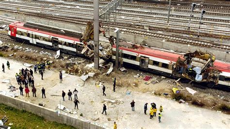 Conoce todas las noticias de última hora. 11 DE MARZO DE 2004 TERROR EN MADRID ESPAÑA - YouTube