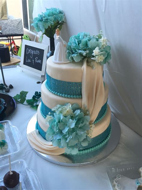 Teal And Ivory Wedding Cake Ivory Wedding Cake Cake Wedding Cakes