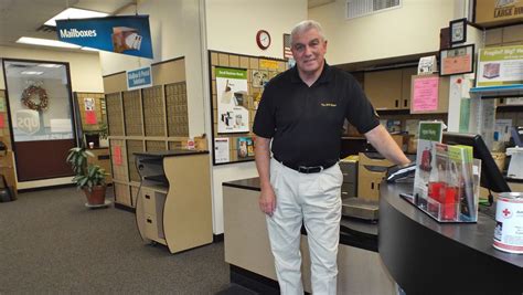 Encore careers: The UPS Store franchise provides second career