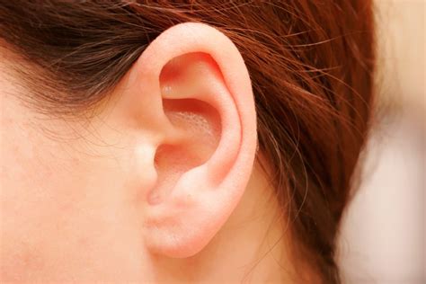 Painless Lump Behind Ear 3 Common Types Symptoms And Treatment