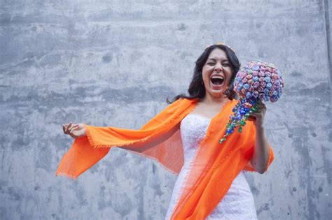 Treat your love once in wonderful way by presenting a bouquet of chocolates. An orange Seattle wedding with a candy bouquet, tarot ...