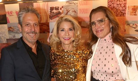 ‘sex and the city creator candace bushnell celebrates opening of her one woman play andrew