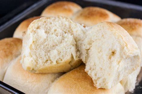 soft and fluffy one hour dinner rolls easy fast amazingly soft fluffy light and flavorful