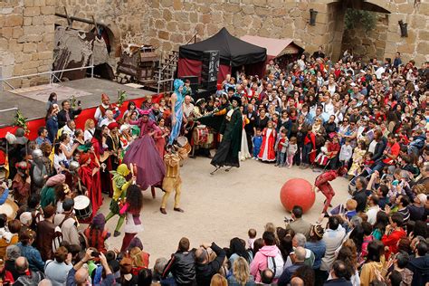 Fiestas Medievales En Pueblos De Toledo Guía Repsol