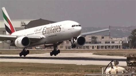 Emirates 777 Landing Youtube