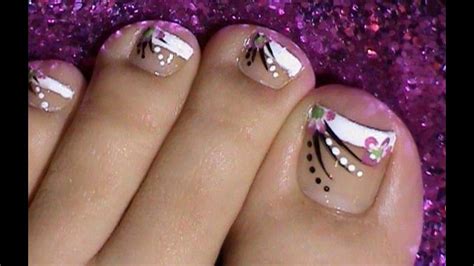 Empezamos con las tendencias 2020 de uñas decoradas de pies donde se mezclan colores, técnicas y estilos como es este modelo en rosa, con francesa en. Toe uñas decoradas ideas faciles y bonitas - YouTube