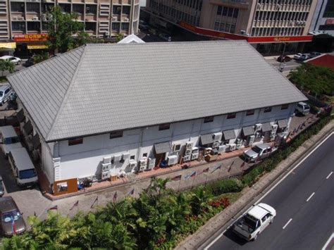 With its majestic dome and stunning gold inlay motifs, the mosque sits a stone's throw away from the city centre. Sabah Tourism Board - Kota Kinabalu