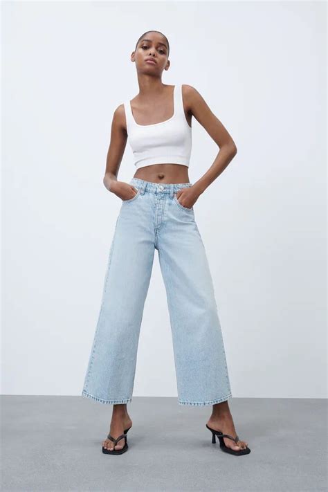 Zara Hi Rise Wide Leg Cropped Jeans