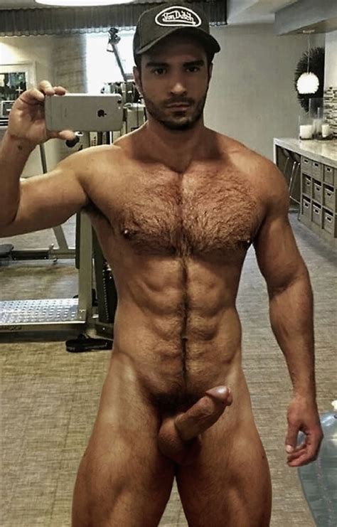 Male Gym Nudity