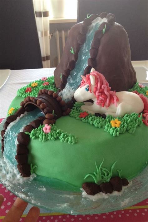 Maybe you would like to learn more about one of these? Einhorn | Kindergeburtstagstorte, Fondant torten, Fondant