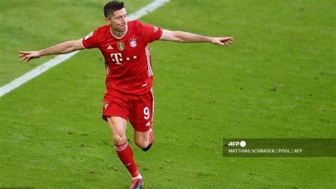 Rangkaian pertandingan akan diawali laga grup c euro 2020 antara ukraina kontra makedonia utara yang digelar di arena nationala, bucharest, pada kamis malam pukul. Jadwal Penyisihan Grup Euro 2020 Live RCTI dan Mola TV ...