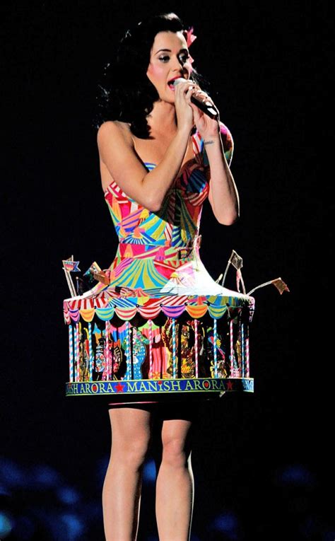 Lollipop Look From Katy Perry Loves Food Themed Outfits E News