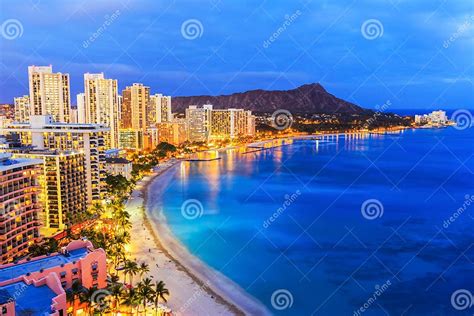 Honolulu Hawaii Stock Photo Image Of Horizon Green 79359210