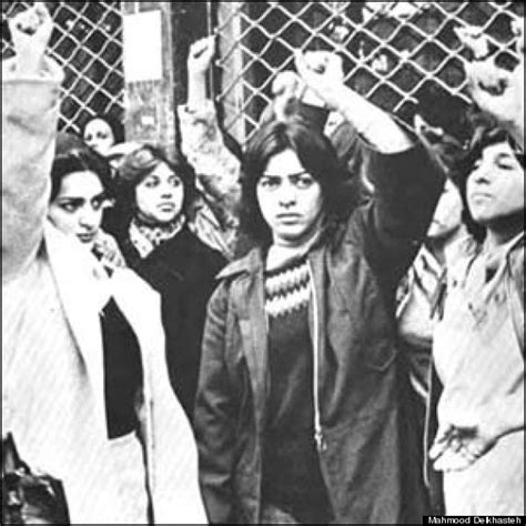 Remembering The Iranian Spring Of 1979 Before The Ayatollahs Took