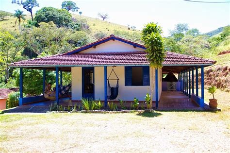 Casa De Roça Simples