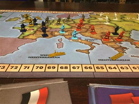 Durante la segunda guerra mundial comienzan a aparecer unos seres sobrenaturales, que se alimentan del horror de la guerra, y son una amenaza mayor que la guerra en sí. Board & Traditional Games Quartermaster general de la ...