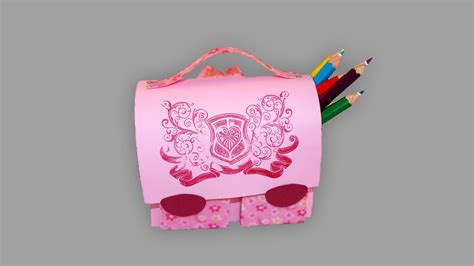 Babyschuhe für geburt oder taufe cminch mit produkten nikolaussackerl basteln active beauty diy. Eine total süße Schultasche aus Papier ist nicht schwer zu ...