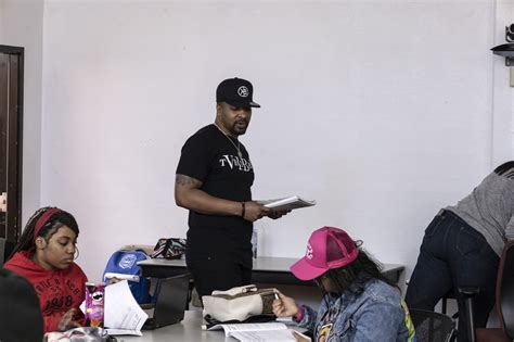 Breaking Down The Advantages Of Financial Literacy Courses On Personal