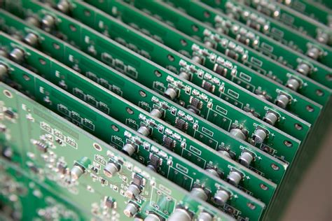 Benefits Of Outsourcing Pcb Assembly Vinatronic Inc