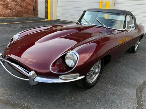 1968 Jaguar E type Roadster Fully restored - Classic Jaguar E-Type 1968