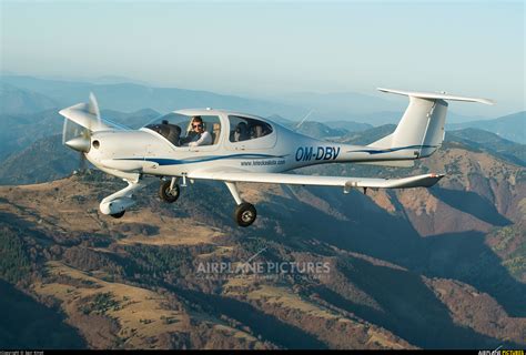 About the 465ft fasttrack™ inflatable kayak. OM-DBV - Seagle Air Diamond DA 40 Diamond Star at Off ...